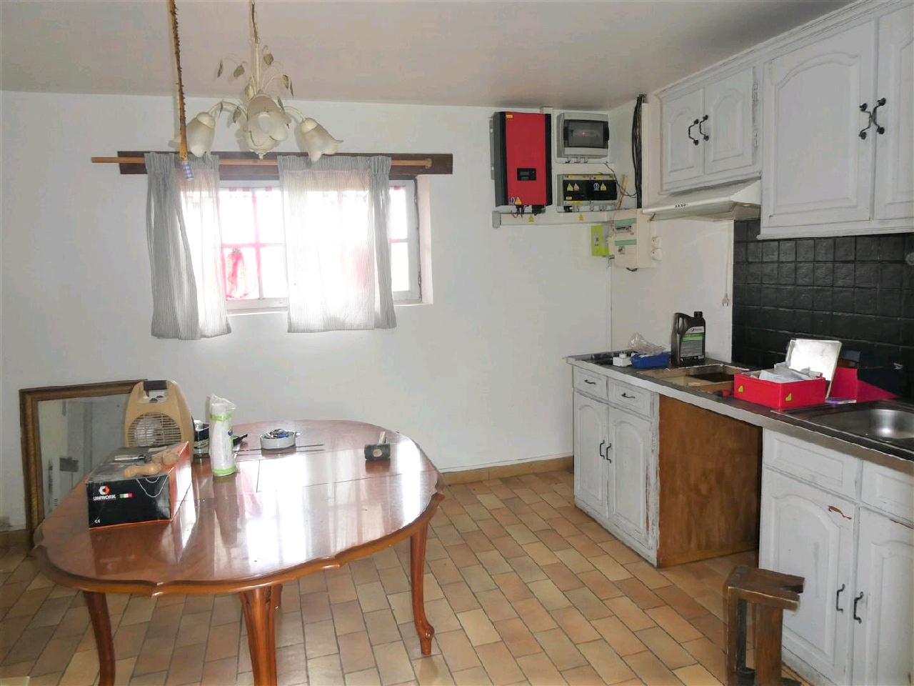 DU POTENTIEL ! ENSEMBLE IMMOBILIER À DÉCOUVRIRTILLIERES SUR AVRE