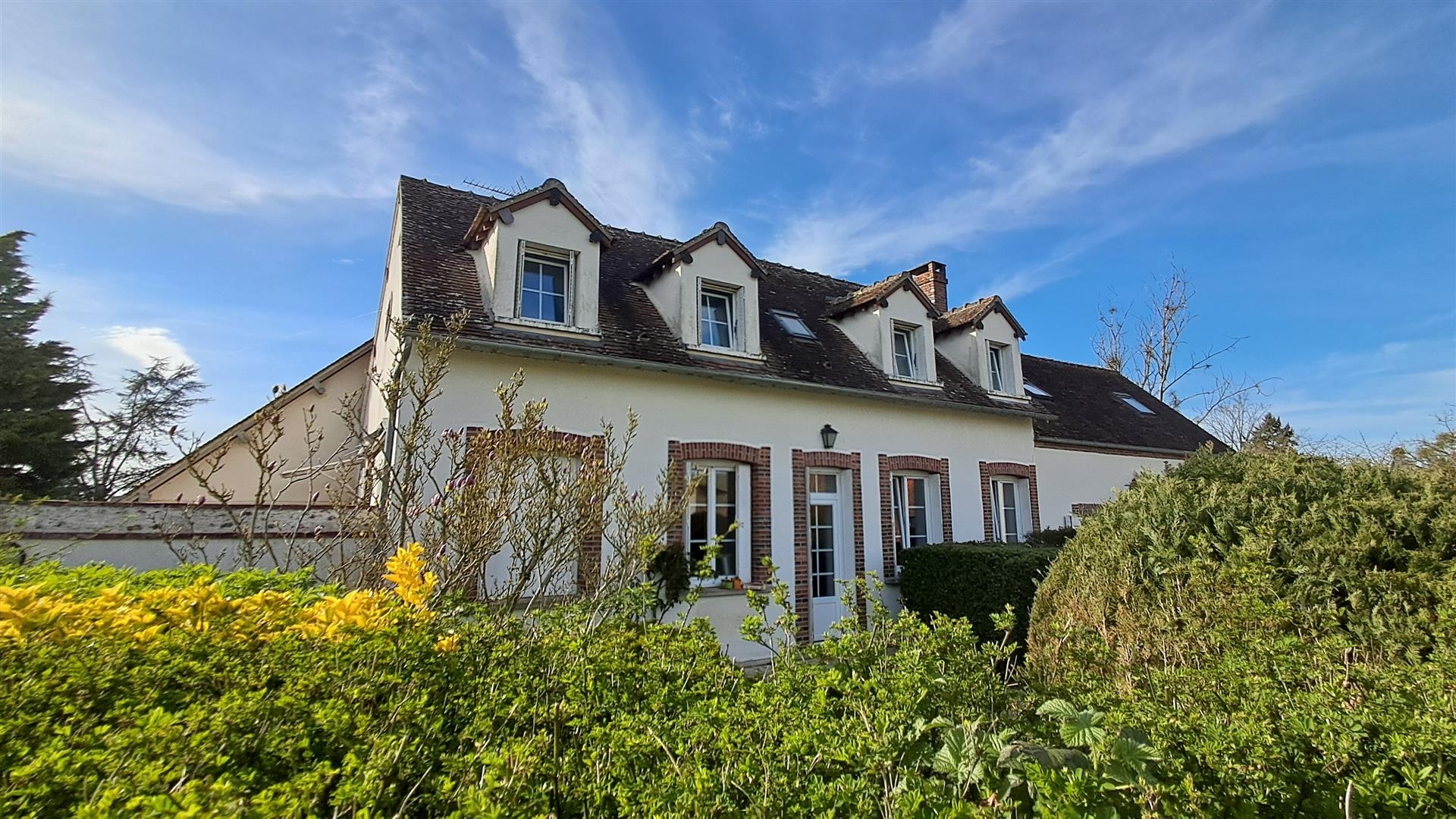 MAISONSENONCHES