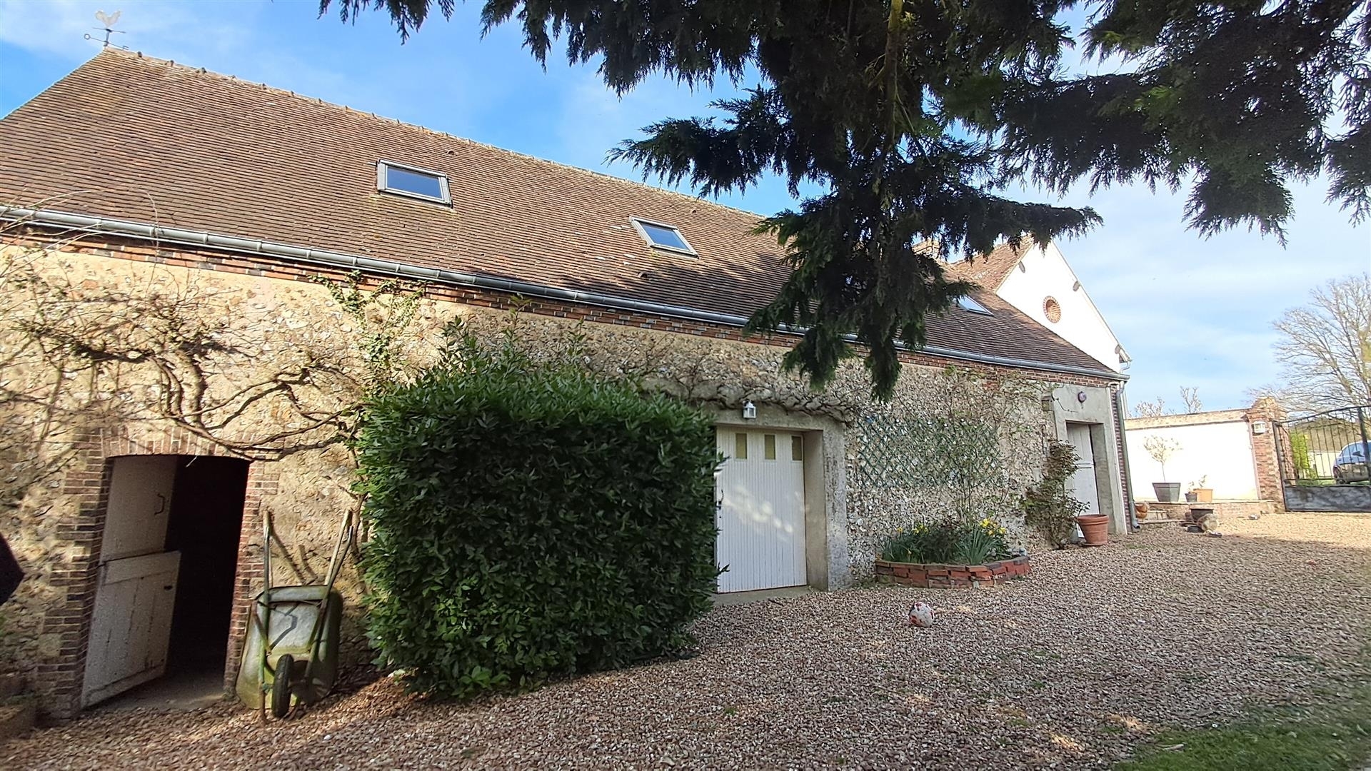 MAISONSENONCHES