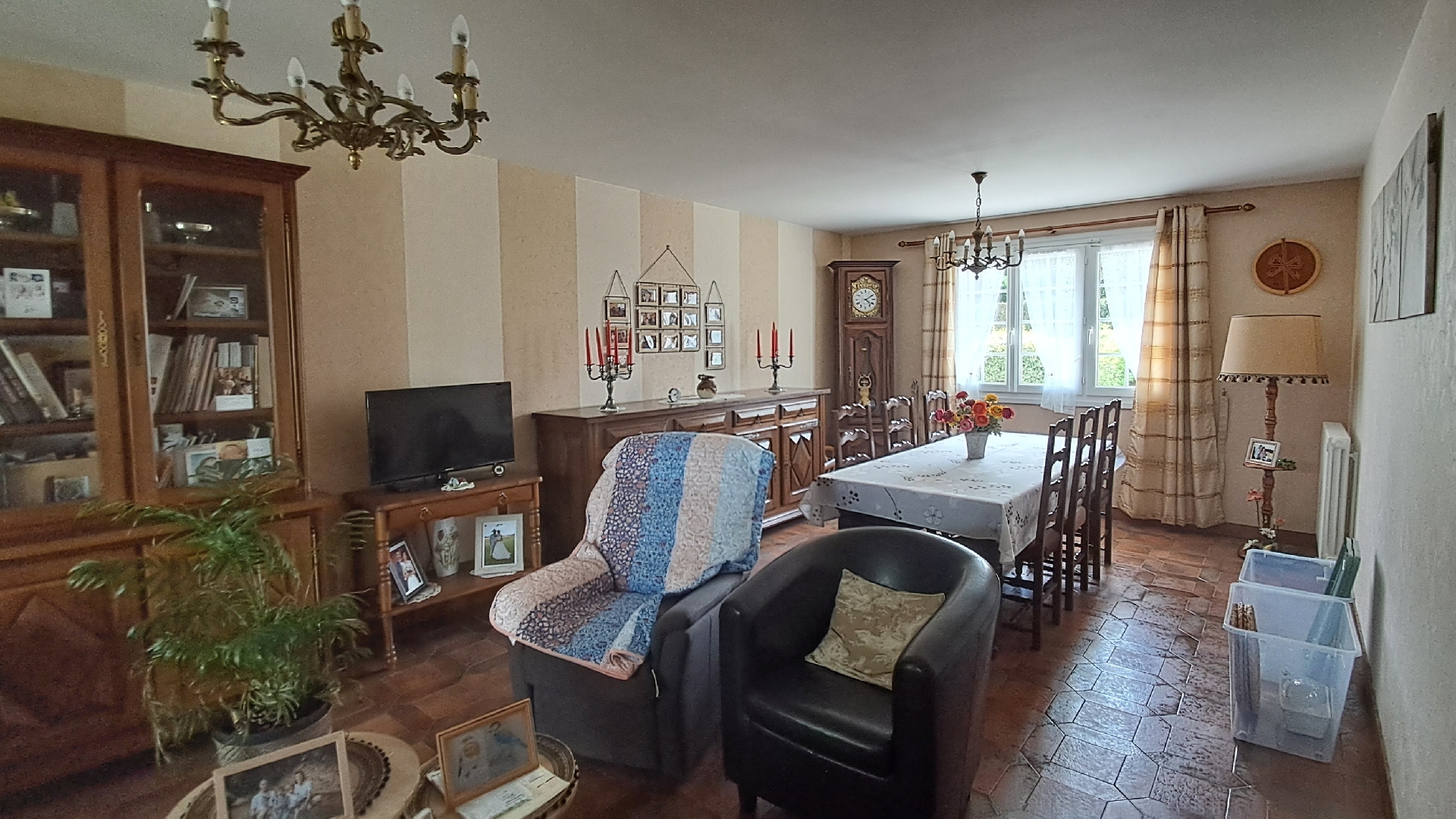 MAISONSENONCHES