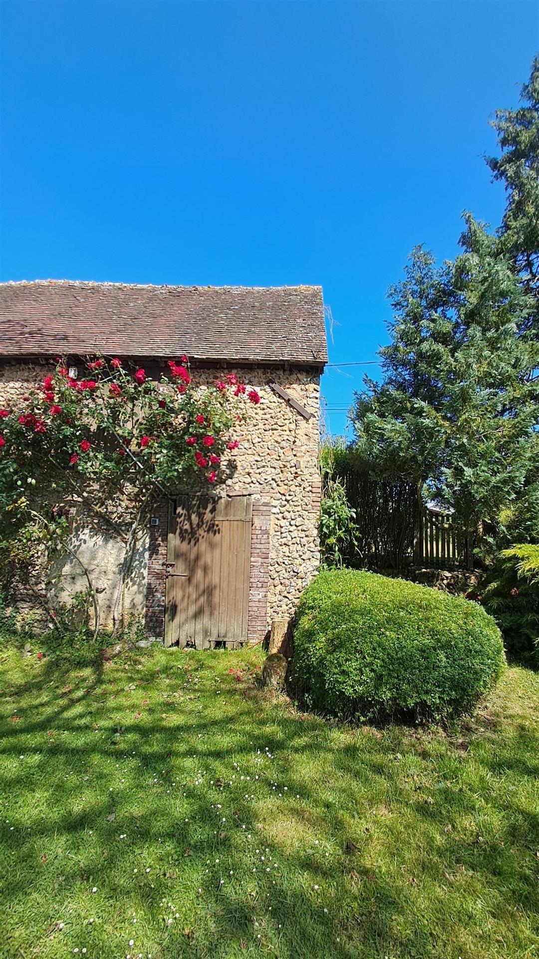 MAISONFESSANVILLIERS-MATTANVILLIERS