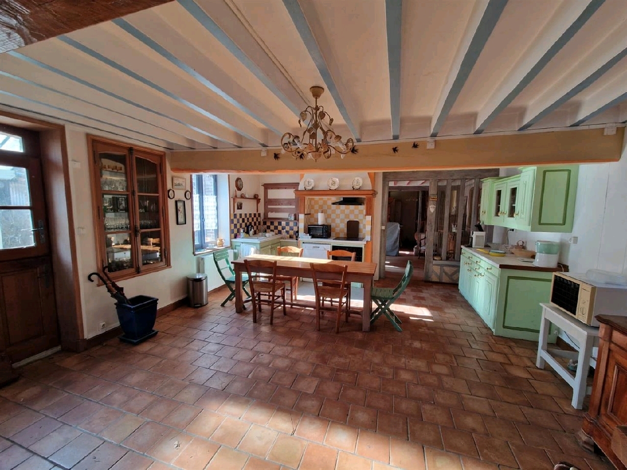 MAISONSAINT LUBIN DES JONCHERETS