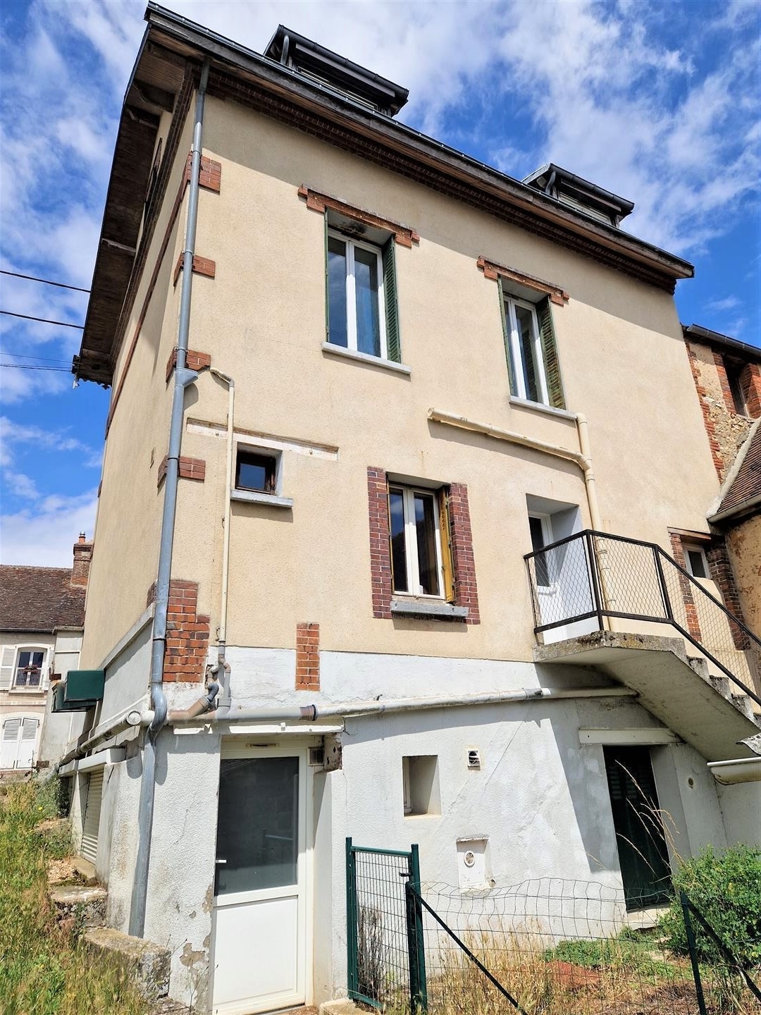 IMMEUBLENONANCOURT