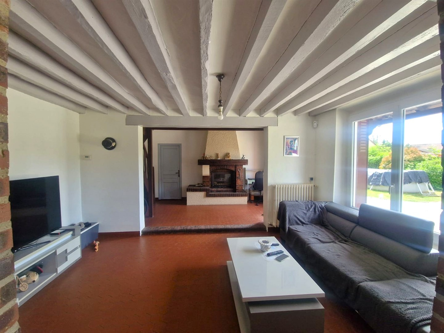 PROCHE COMMODITES, ECOLES & ACCES RAPIDE RN12 ! RAVISSANTE LONGERE en TRES BON ÉTAT SITUEE DANS UN SECTEUR PRISAINT-GERMAIN-SUR-AVRE