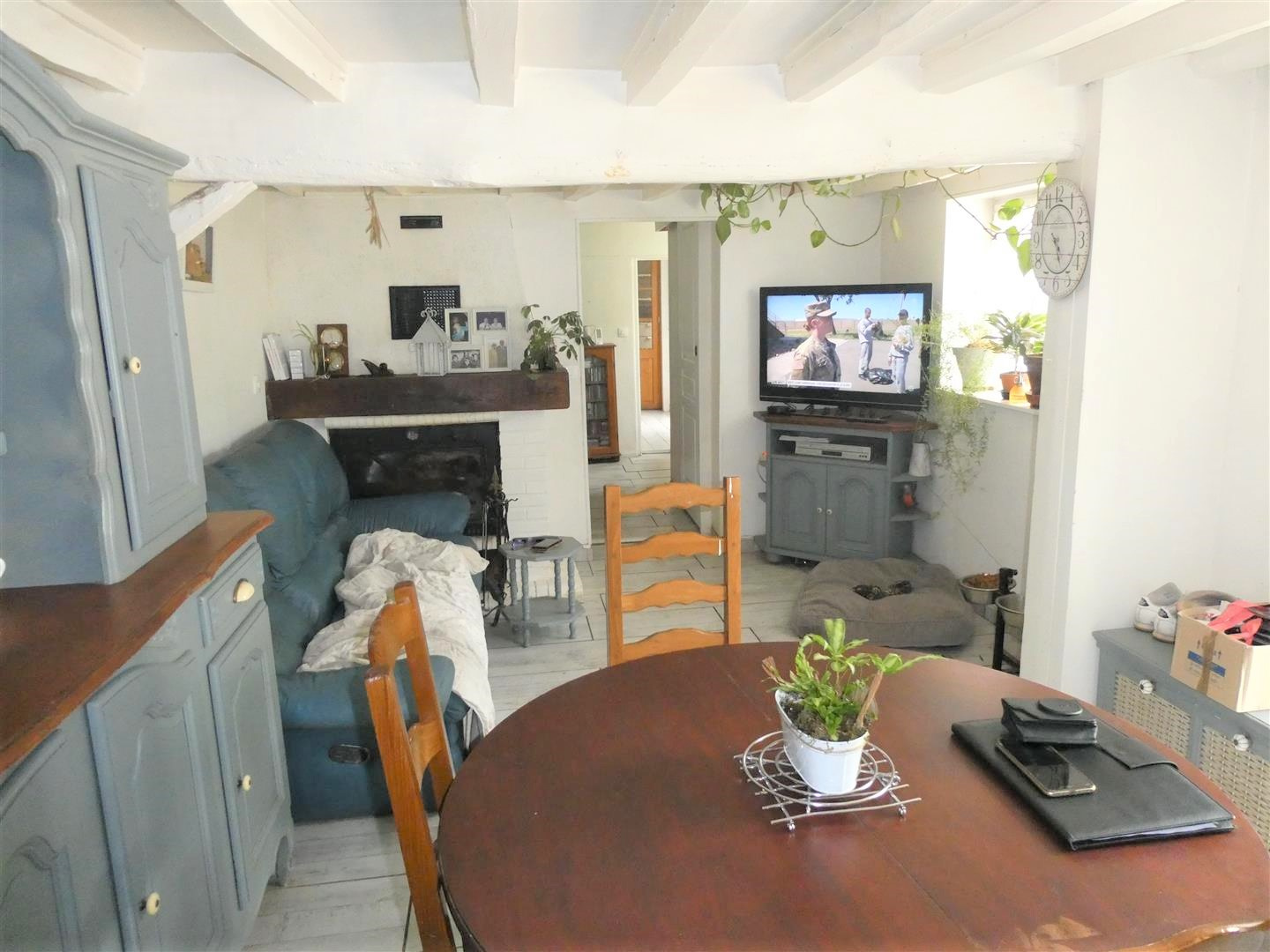 Charmante longère de plain-pied avec dépendancesMARCILLY-LA-CAMPAGNE