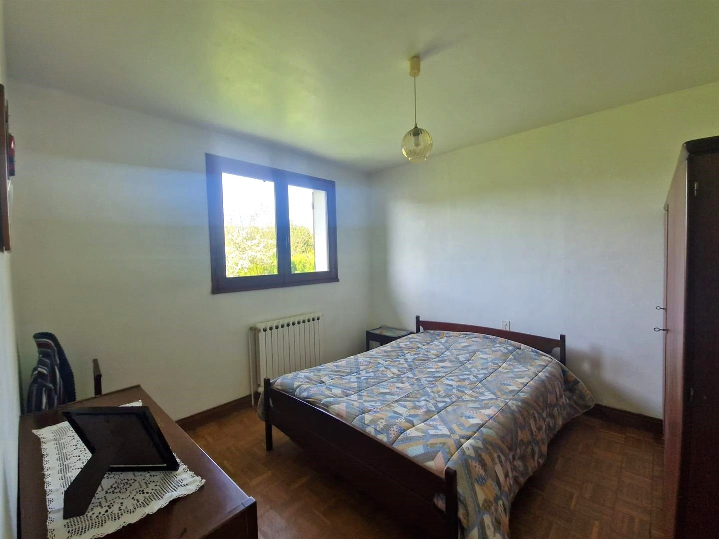 MAISON TRADITIONNELLE sur SOUS-SOL TOTAL décomposée de la manière suivante : Au RDCH : Entrée, espace de vie aLA-MADELEIN-DE-NONANCOURT