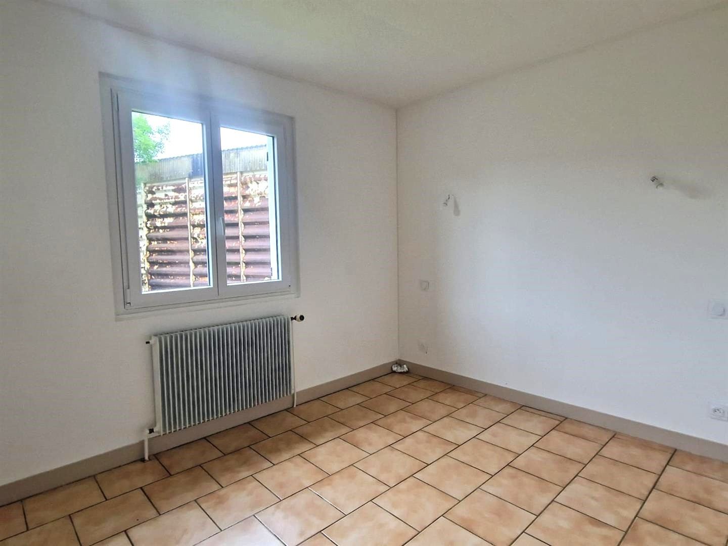 Belle maison traditionnelle sur sous-sol total, proche des commodités !SAINT LUBIN DES JONCHERETS