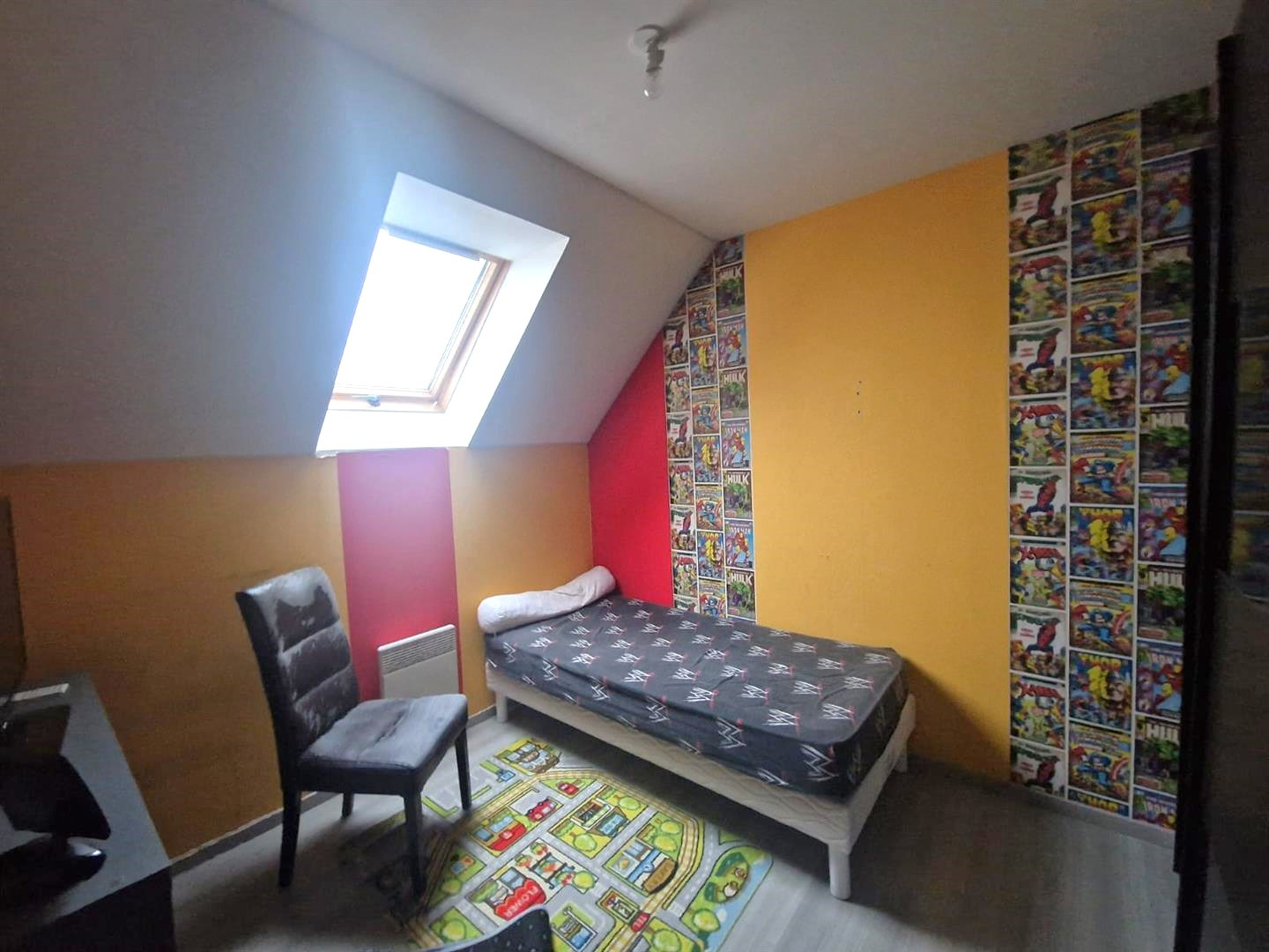 MAISON TRADITIONNELLE de 2014 décomposée de la manière suivante : AU RDCH : Cuisine aménagée ouverte sur vasteSecteur NONANCOURT