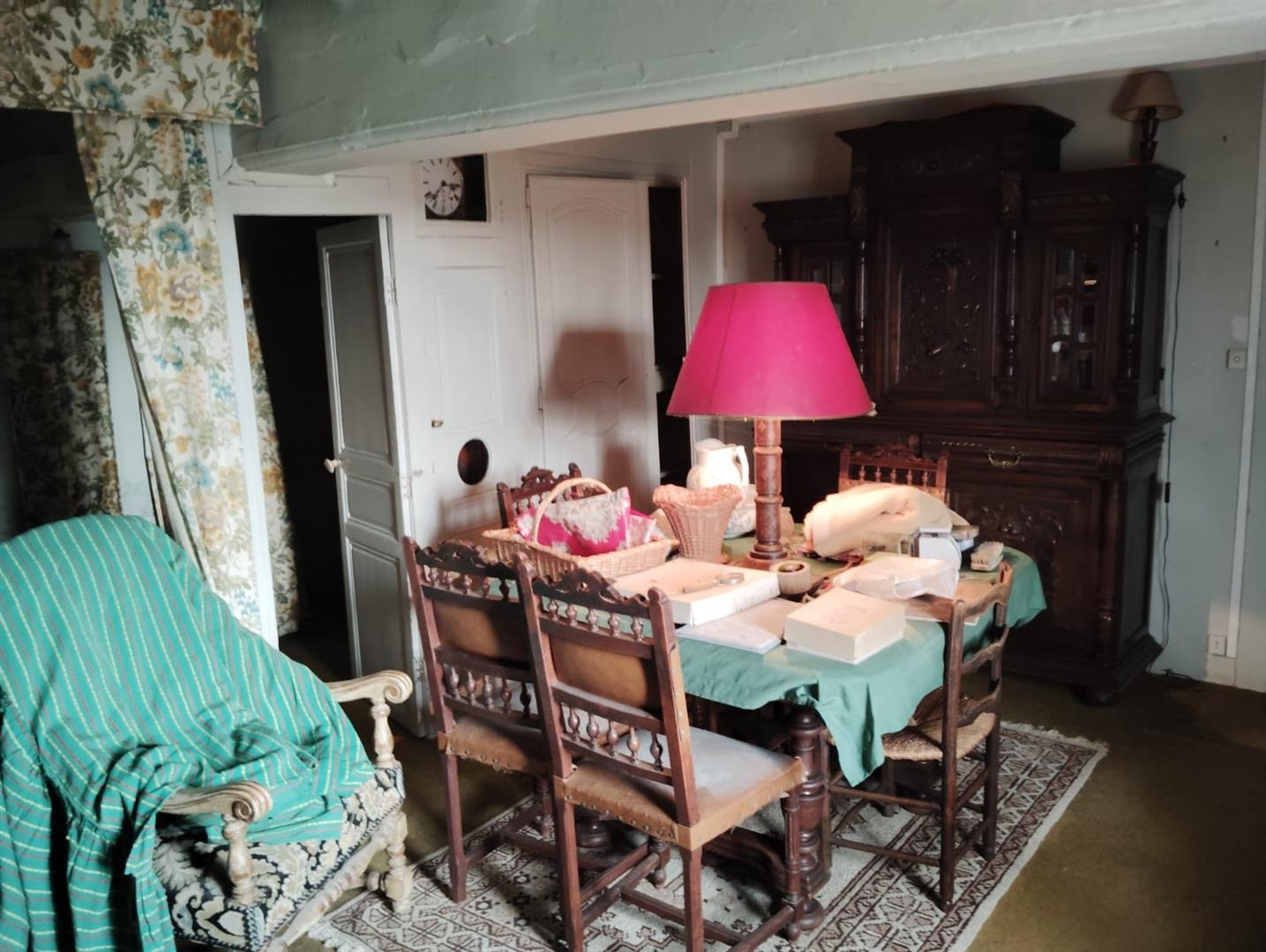 Une MAISON ANCIENNE DE PLAIN-PIED À RÉNOVERLOUVILLIERS EN DROUAIS