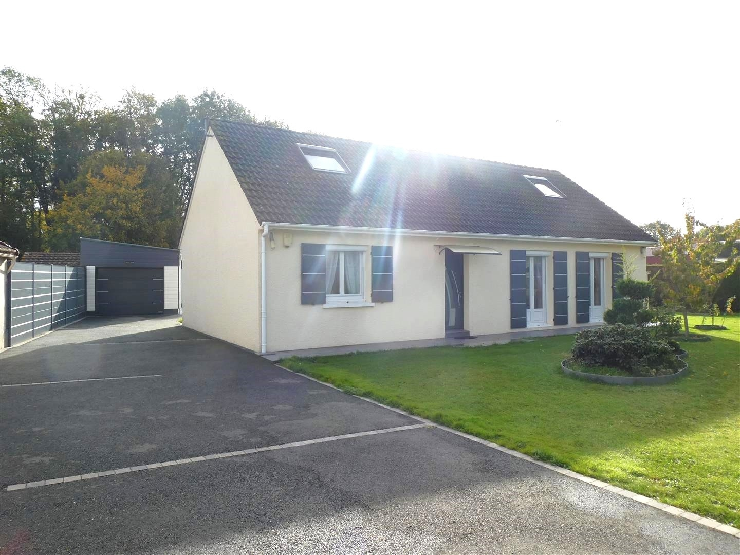 N’attendez plus pour visiter ce bien rare, prêt à vous accueillir !SAINT- REMY-SUR-AVRE