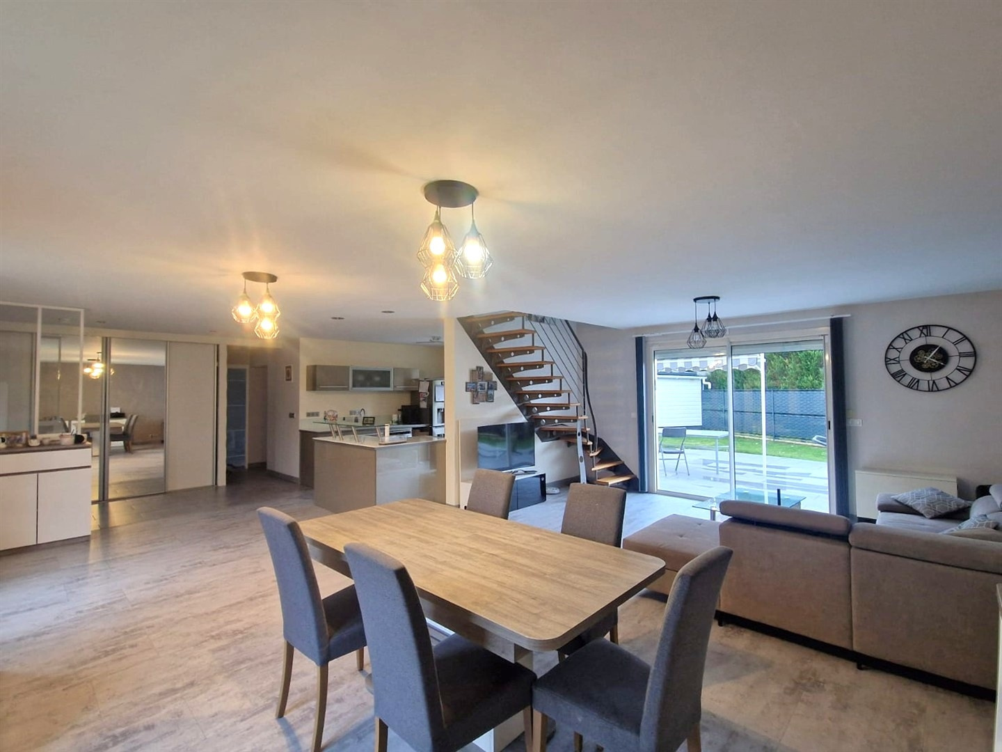 N’attendez plus pour visiter ce bien rare, prêt à vous accueillir !SAINT- REMY-SUR-AVRE