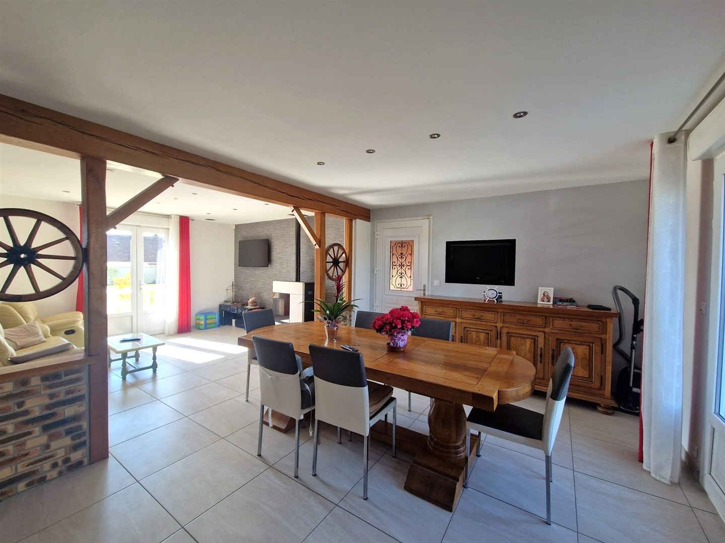 IDÉALE POUR LES GRANDES FAMILLES ! VENEZ DÉCOUVRIR CETTE SUPERBE CONSTRUCTION TRADITIONNELLE ÉDIFIÉE SUR SOUS-SAINT-ANDRE-DE-L\'EURE, SAINT-ANDRE-DE-L\'EURE, SAINT-ANDRE-DE-L\'EURE, SAINT-ANDRE-DE-L\'EURE