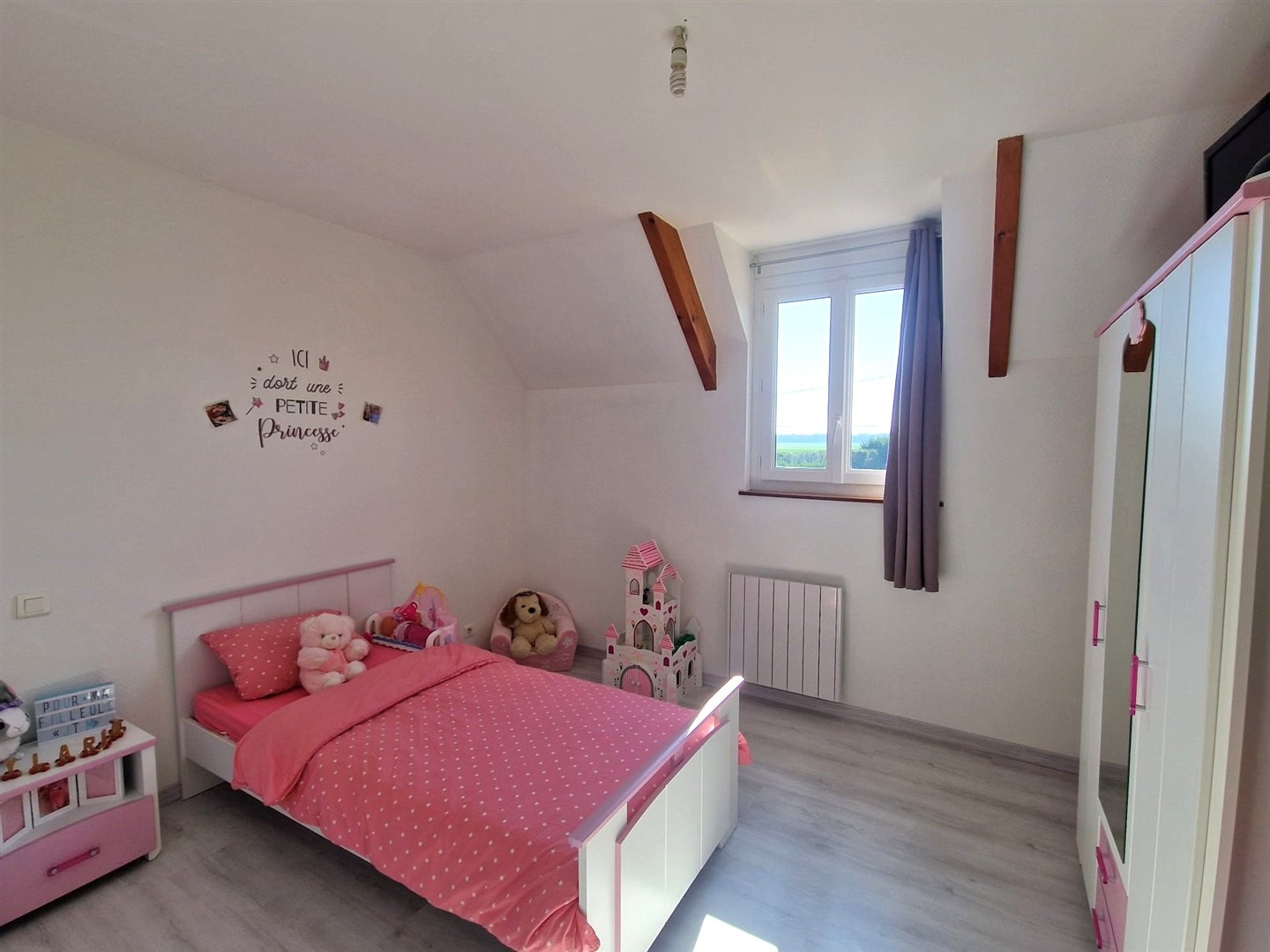 IDÉALE POUR LES GRANDES FAMILLES ! VENEZ DÉCOUVRIR CETTE SUPERBE CONSTRUCTION TRADITIONNELLE ÉDIFIÉE SUR SOUS-SAINT-ANDRE-DE-L\'EURE, SAINT-ANDRE-DE-L\'EURE, SAINT-ANDRE-DE-L\'EURE, SAINT-ANDRE-DE-L\'EURE