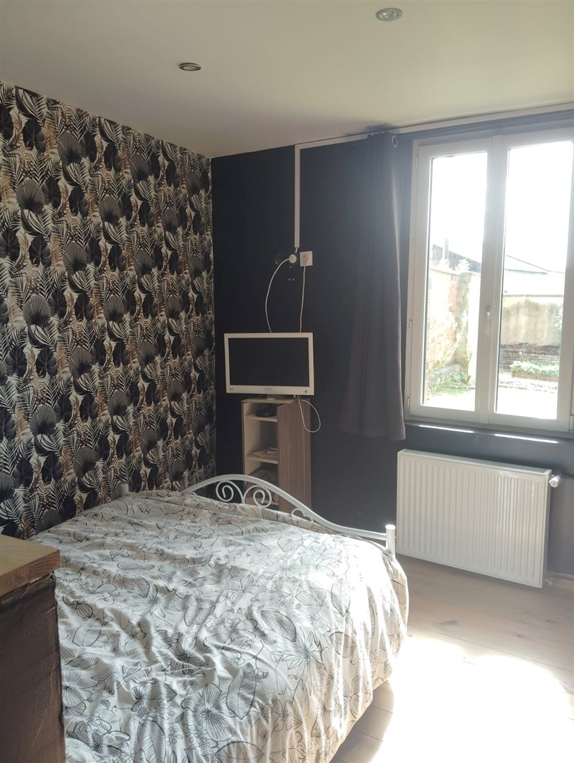 RAVISSANTE MAISON ANCIENNE décomposée de la manière suivante : Au RDCH : Entrée sur cuisine aménagée et équipéST ANDRE DE L\'EURE, ST ANDRE DE L\'EURE, ST ANDRE DE L\'EURE, ST ANDRE DE L\'EURE