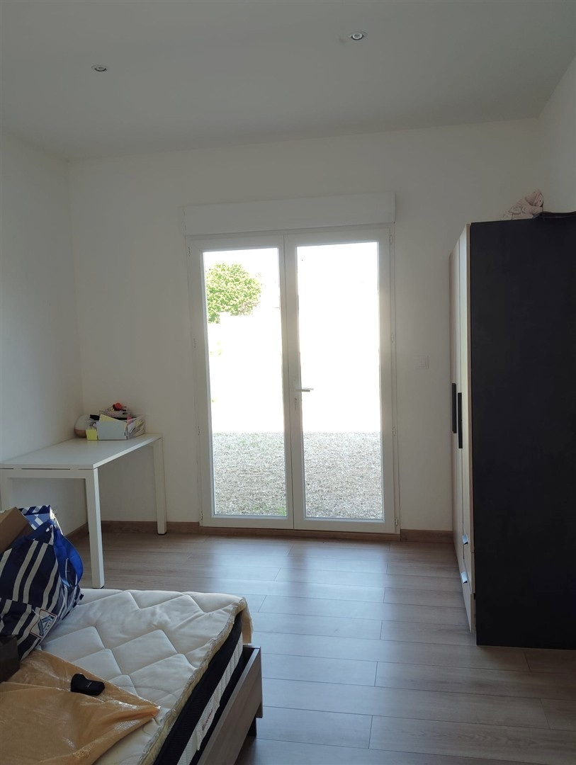 BELLE CONSTRUCTION TRADITIONNELLE DE PLAIN-PIED décomposée de la manière suivante : Au RDCH : Cuisine équipéeNONANCOURT