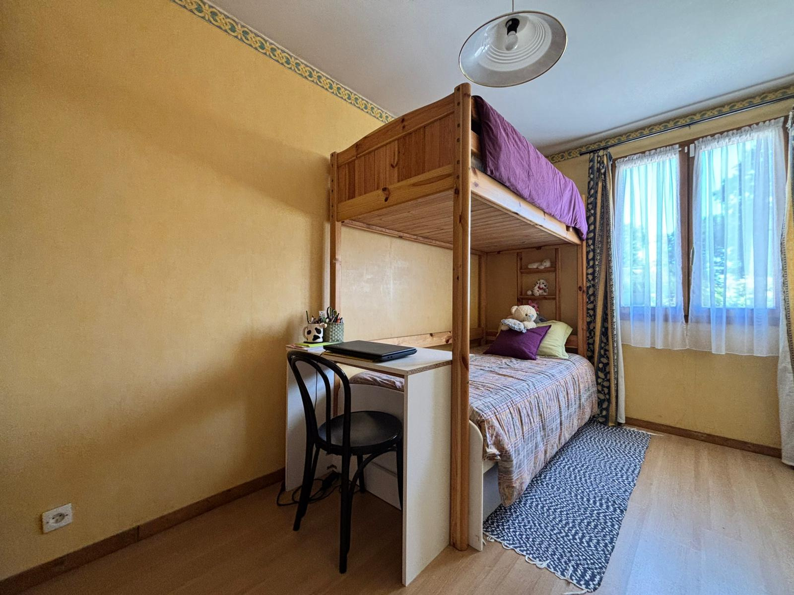 Coup de cœur assuré pour cette charmante maison de plain-pied !NONANCOURT