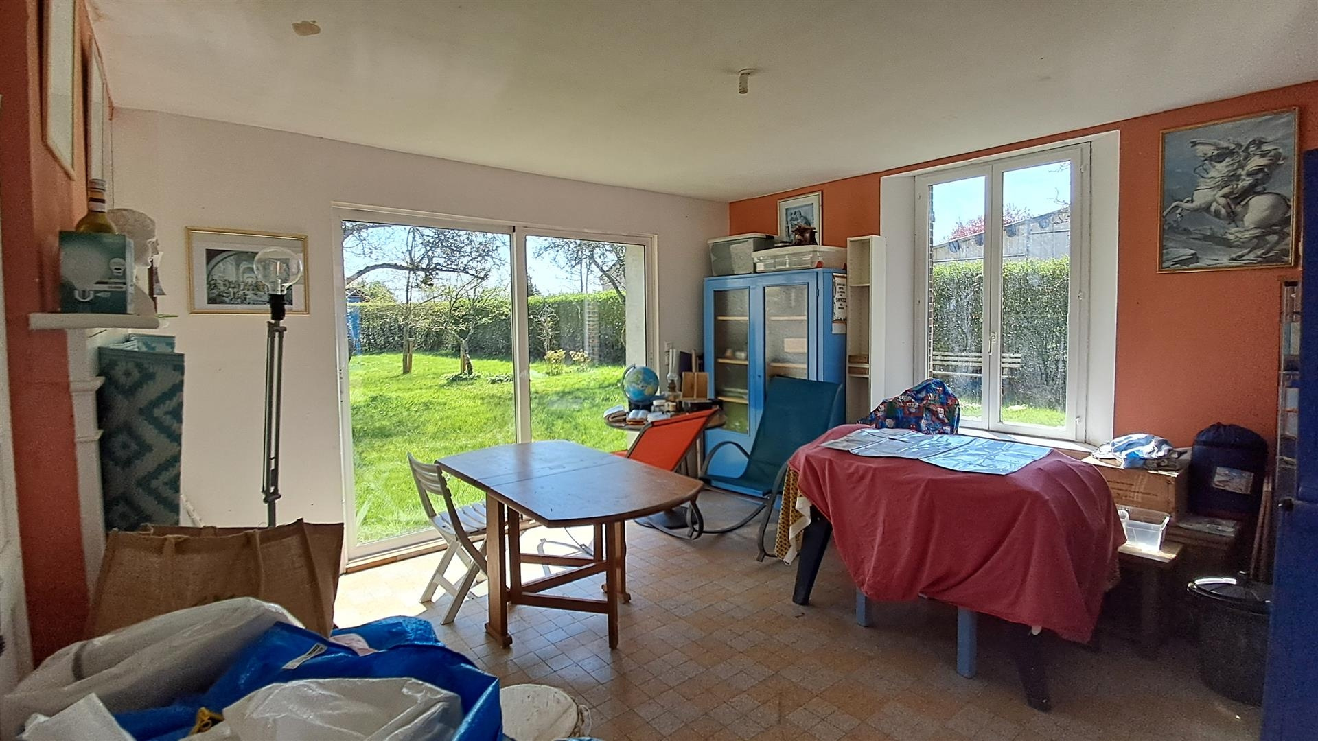 Belle maison ancienne avec ses dépendancesSENONCHES
