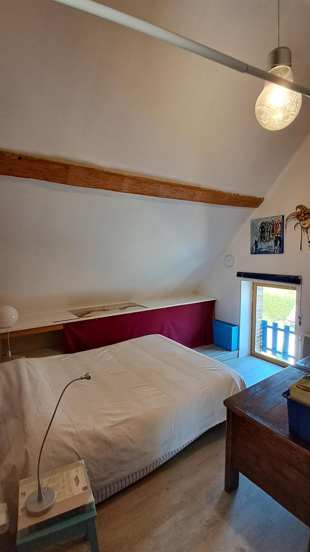 Belle maison ancienne avec ses dépendancesSENONCHES