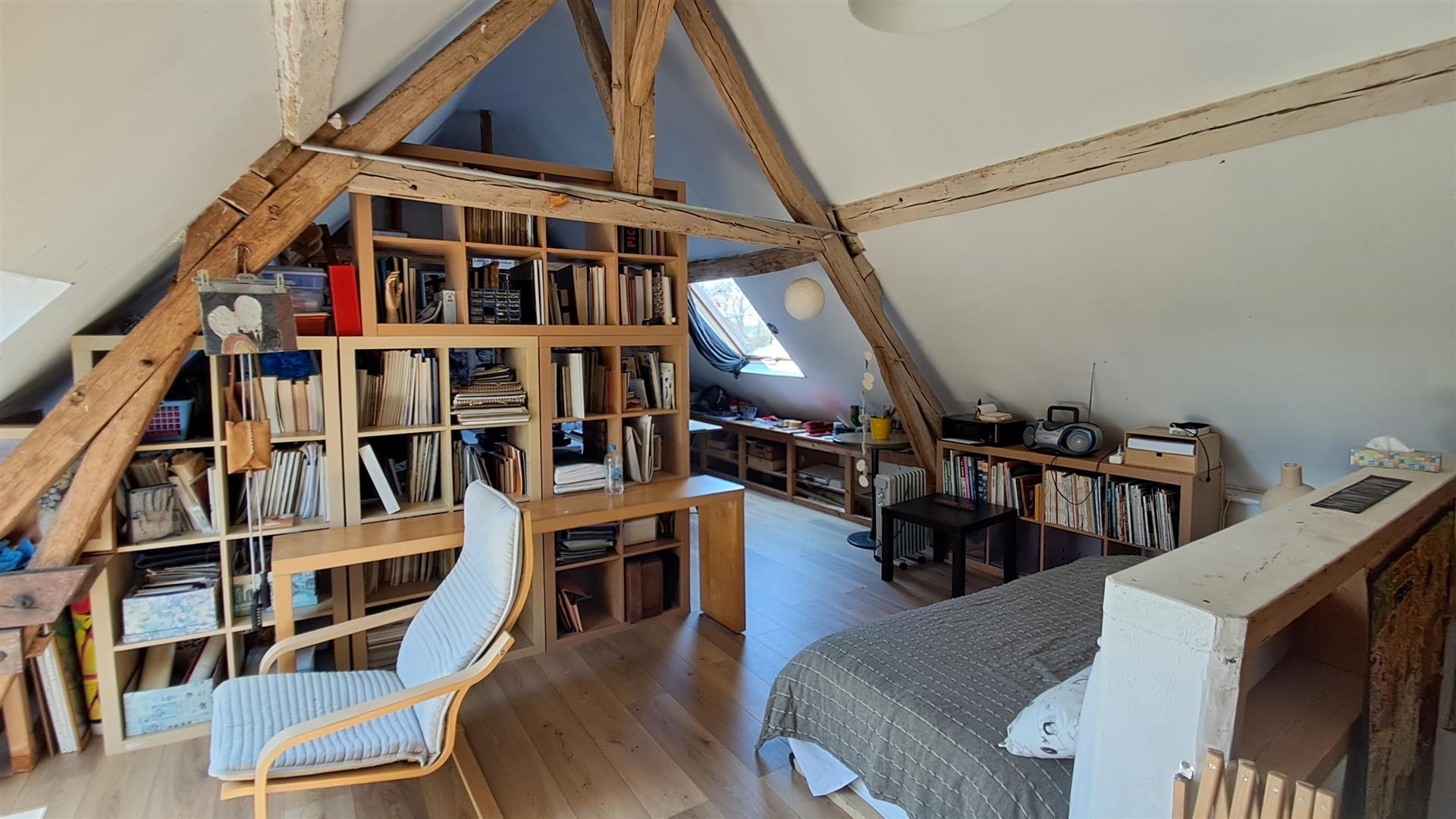 Belle maison ancienne avec ses dépendancesSENONCHES