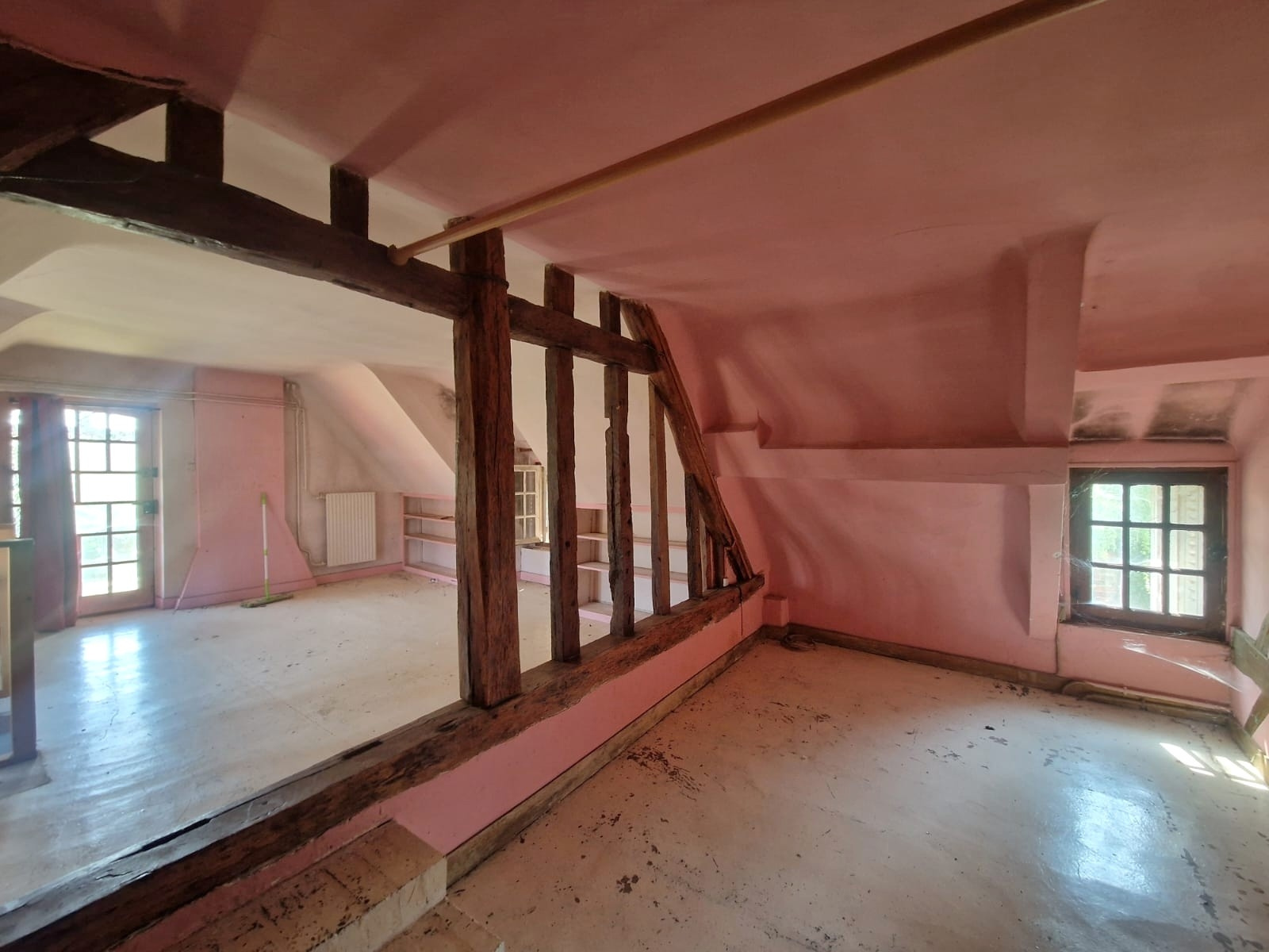 MAISON ANCIENNE À RÉNOVERLA MADELEINE DE NONANCOURT