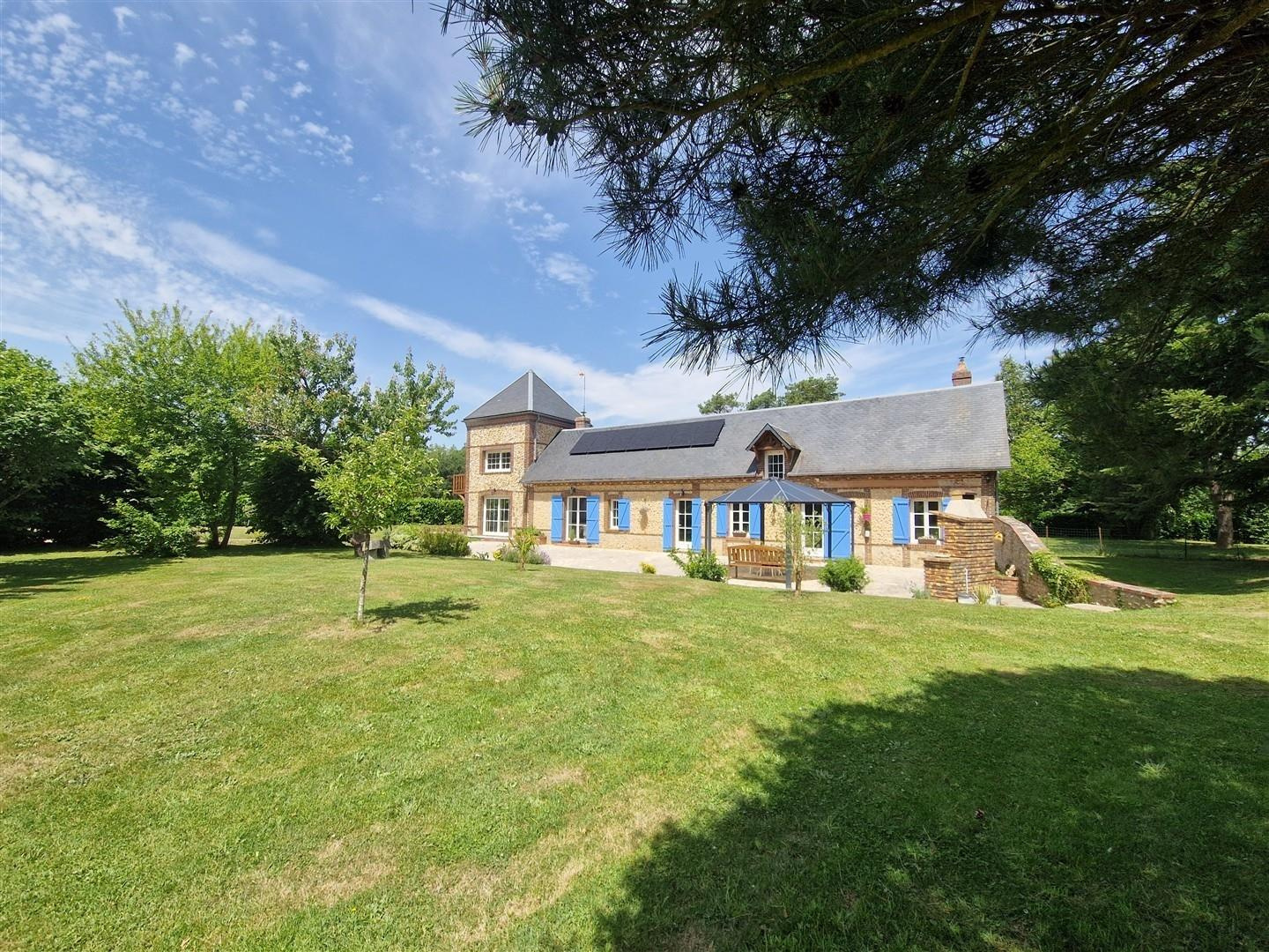 UN VÉRITABLE COUP DE COEUR !DAMPIERRE-SUR-AVRE