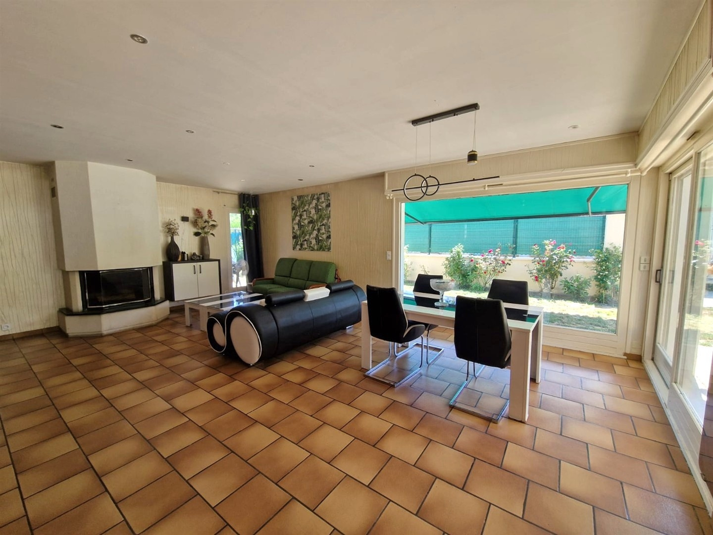 UN VERITABLE COCON FAMILIAL !SAINT LUBIN DES JONCHERETS