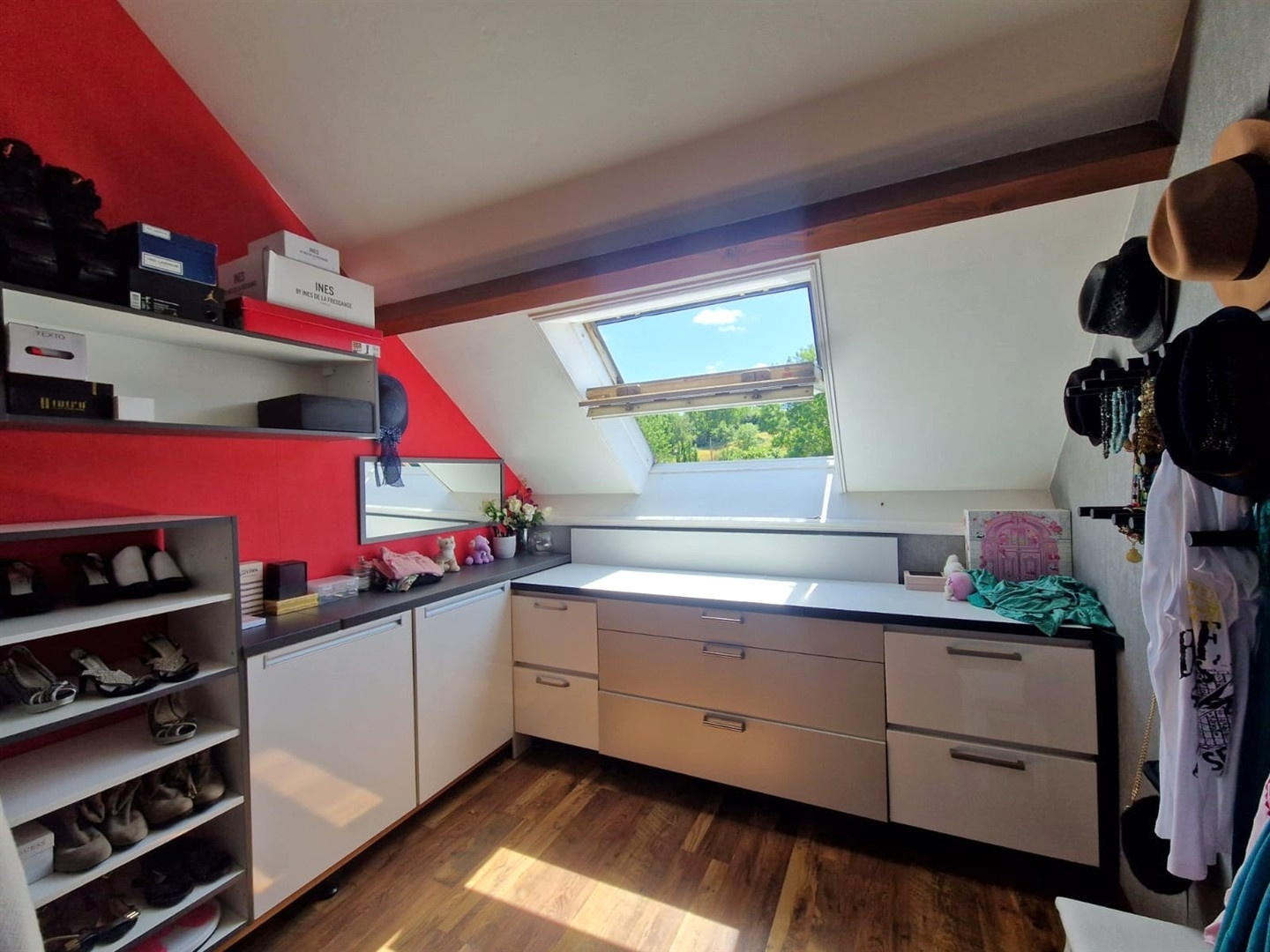 UN VERITABLE COCON FAMILIAL !SAINT LUBIN DES JONCHERETS