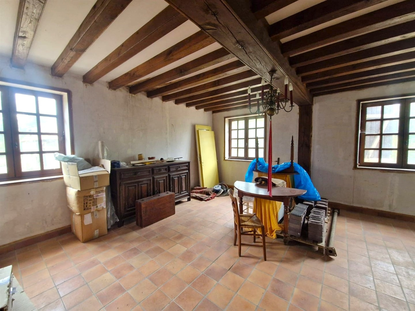 OPPORTUNITE RARE POUR LES AMATEURS DE RENOVATIONSecteur MARCILLY LA CAMPAGNE