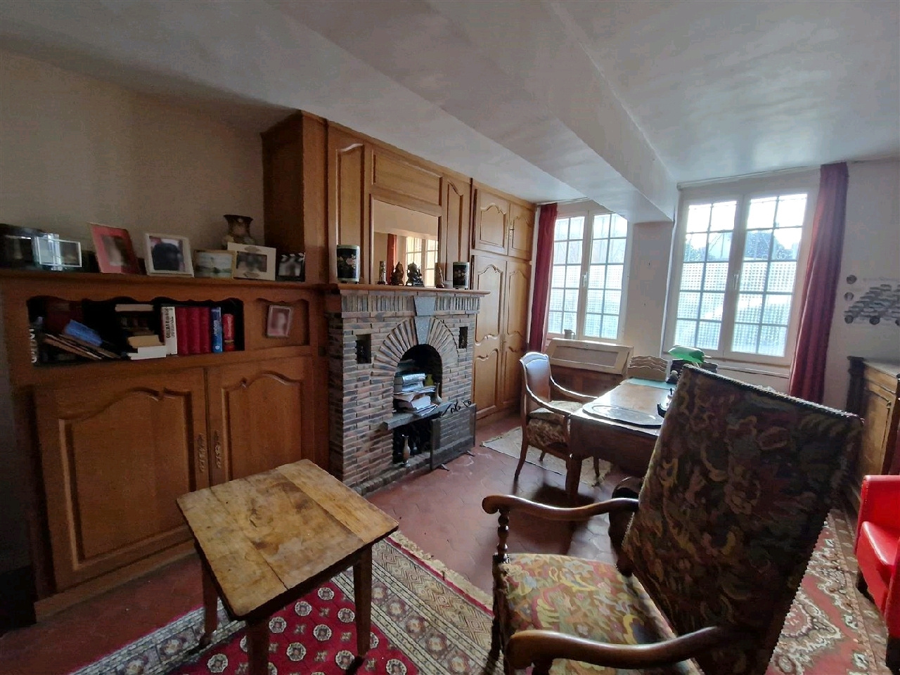 RAVISSANTE MAISON DE BOURGBREZOLLES