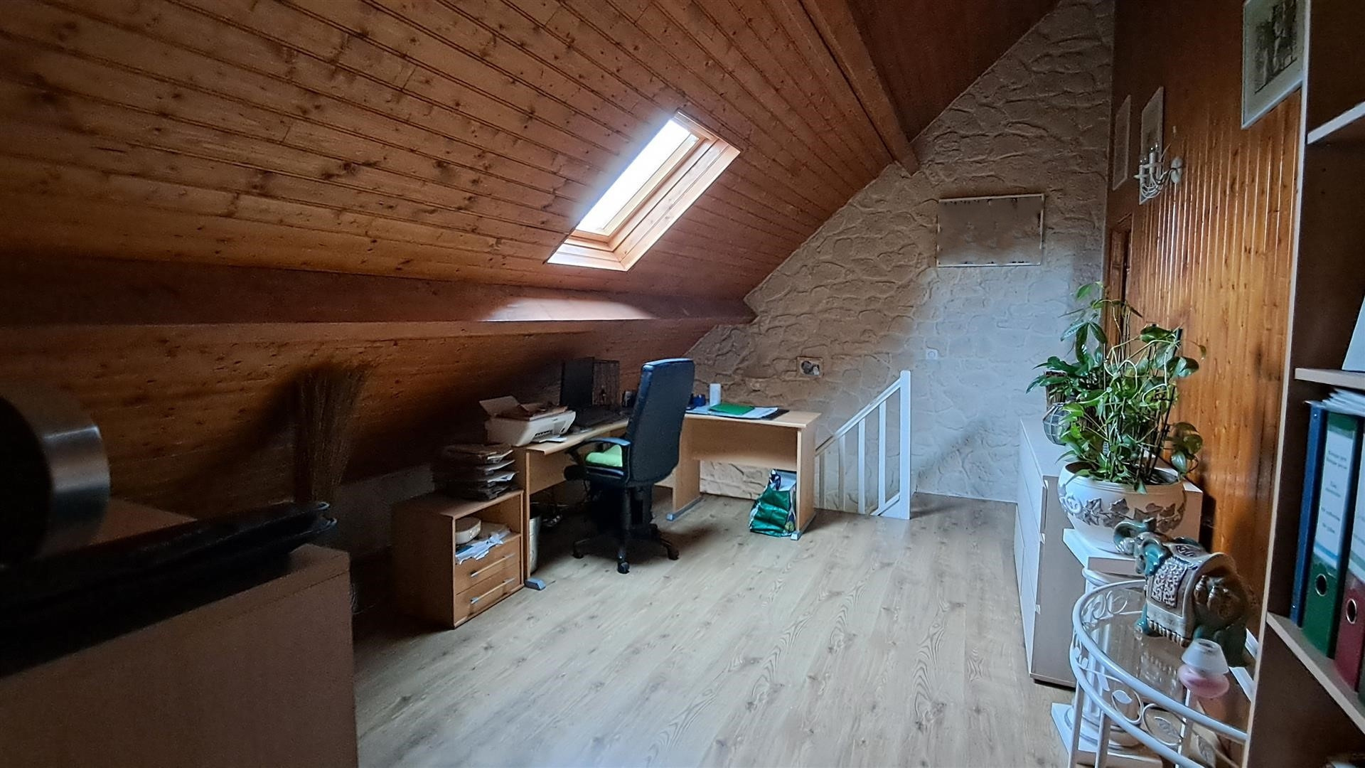 POUR AMATEUR(S) DE CALME & DE CAMPAGNE !BREZOLLES