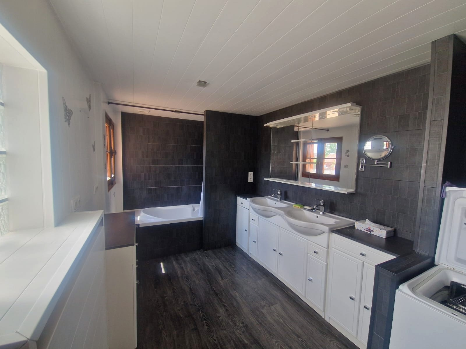 Charmante maison ancienne rénovée avec potentiel supplémentaire !SAINT-GERMAIN-SUR-AVRE