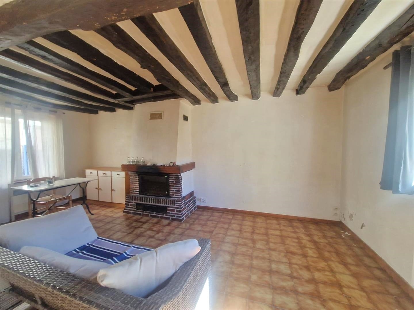 MAISONSAINT LUBIN DES JONCHERETS