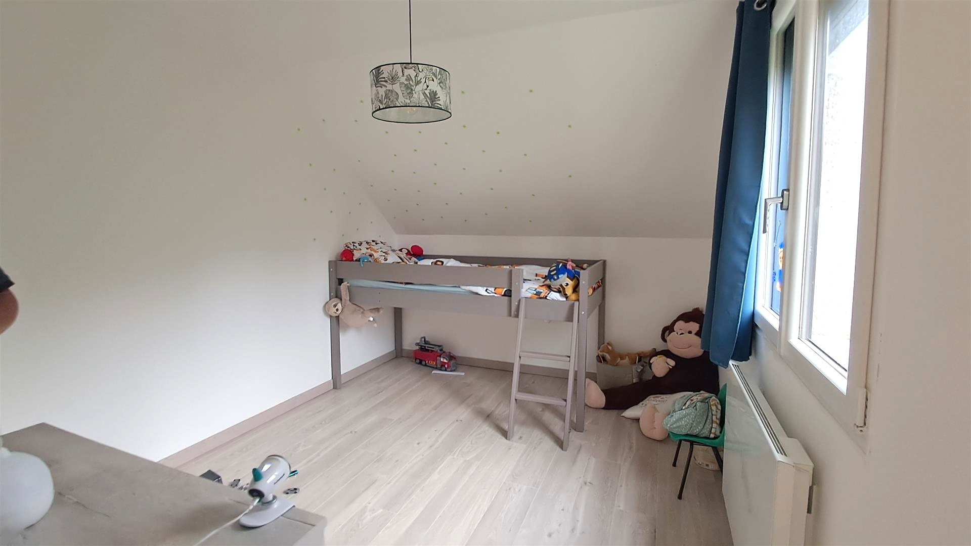 Dans un environnement calme, MAISON TRADITIONNELLE ENTIÈREMENT RÉNOVÉESENONCHES