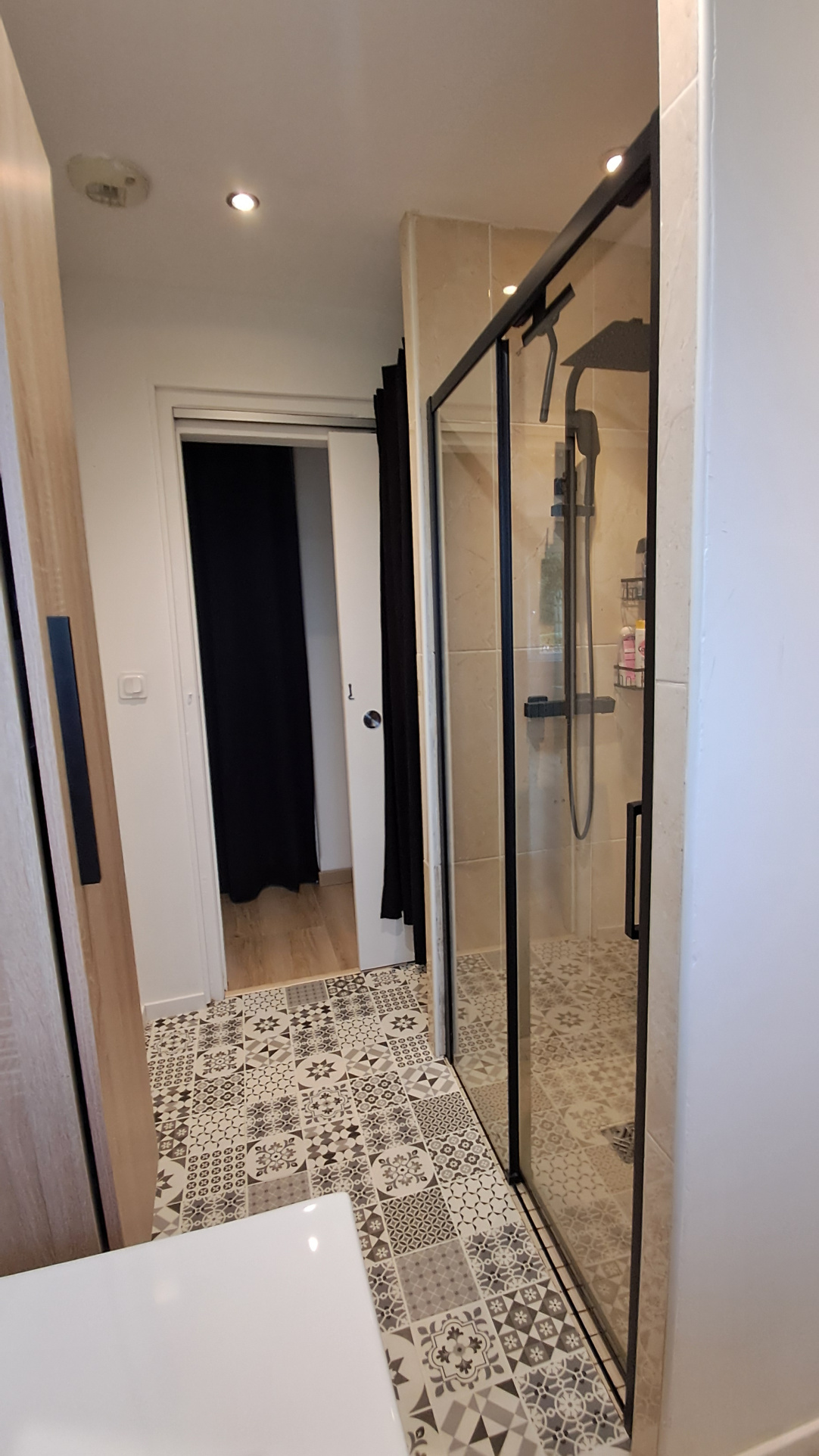 Située dans une impasse, MAISON TRADITIONNELLE RÉNOVÉE avec goûtSENONCHES