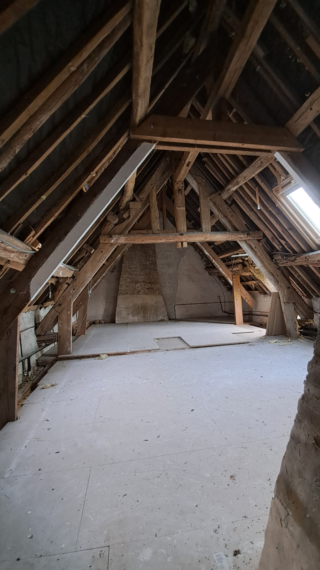 POUR LES AMOUREUX DE RESTAURATION PROCHE SENONCHESSENONCHES