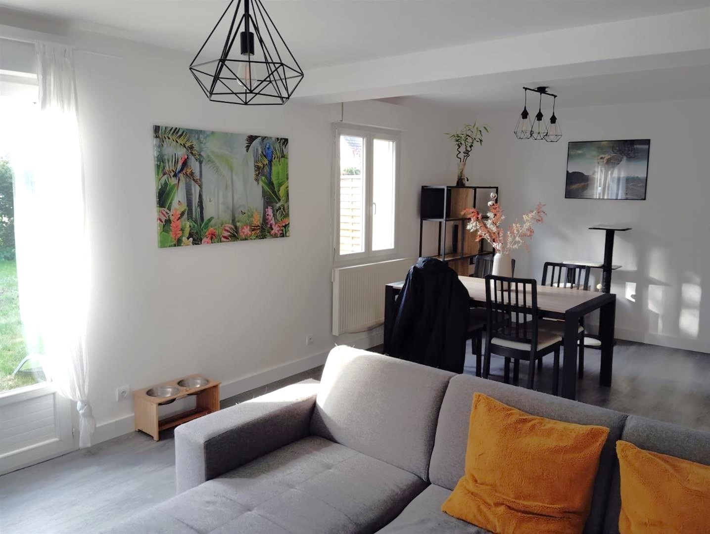 MAISONSAINT- REMY-SUR-AVRE