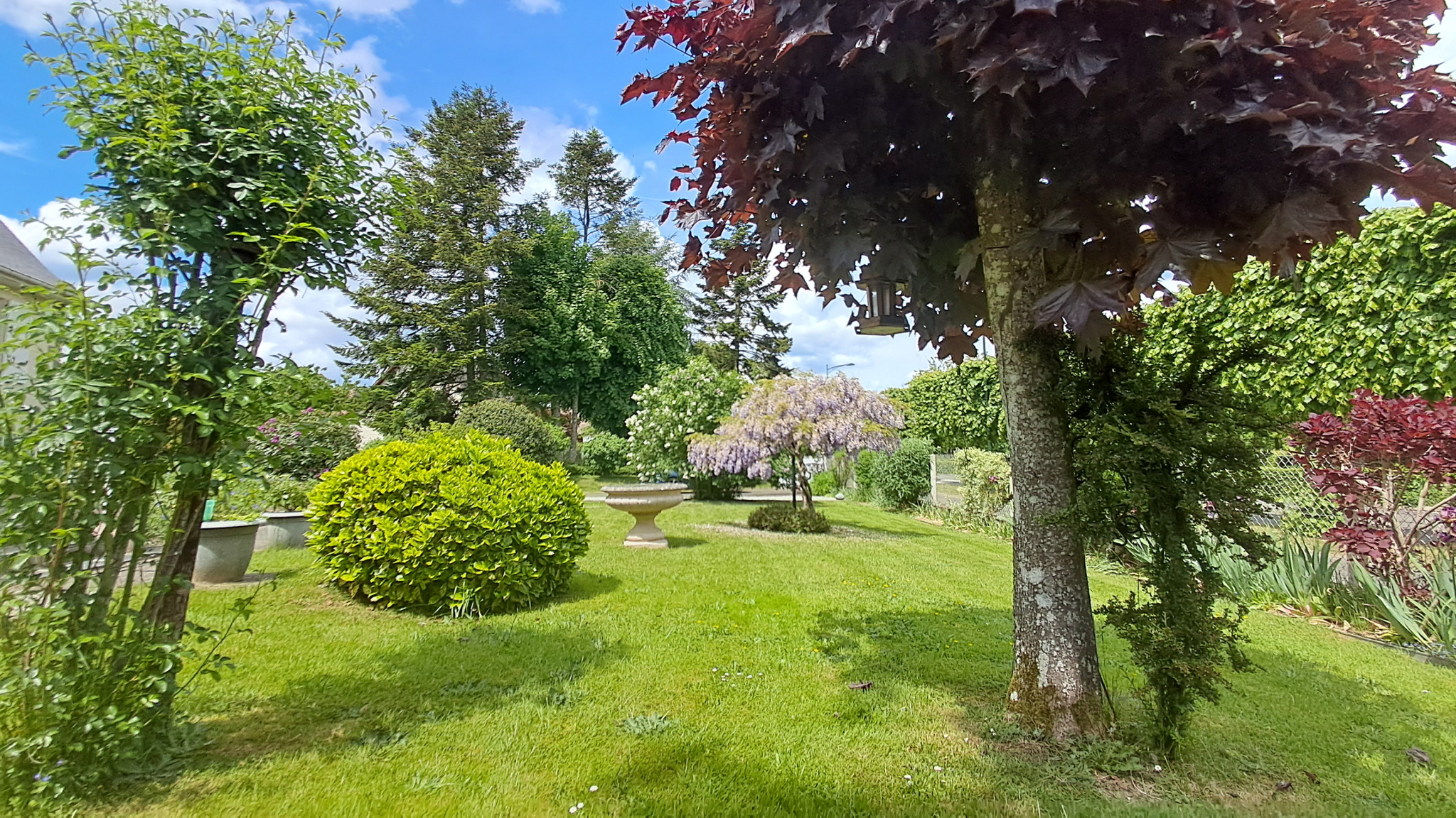 PROCHE CENTRE VILLESENONCHES