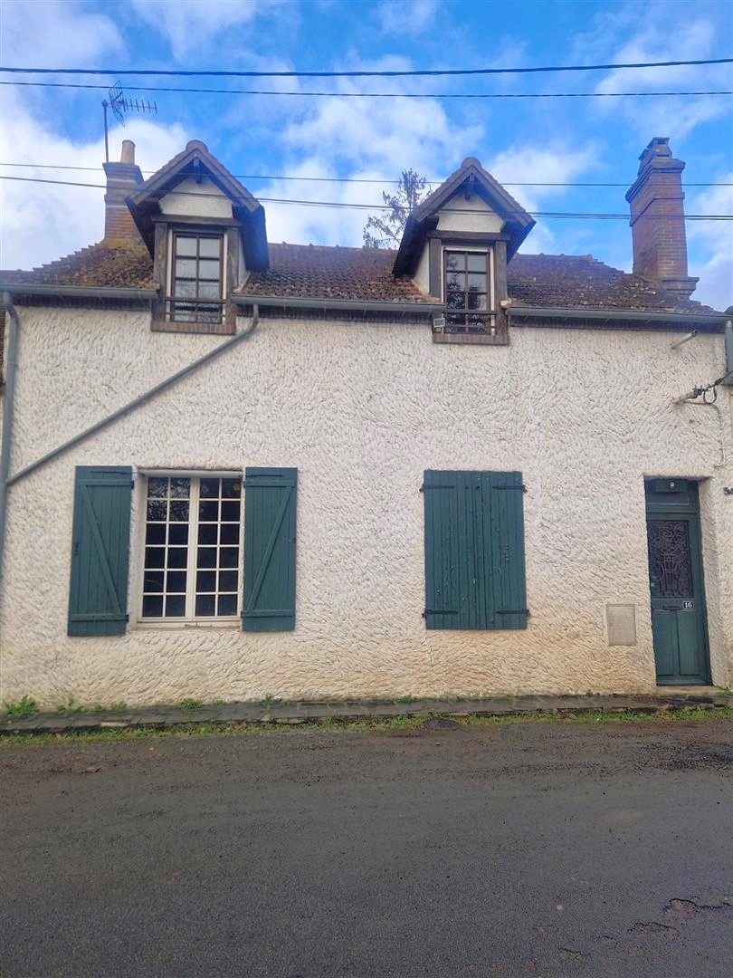 MAISONSAINT LUBIN DES JONCHERETS