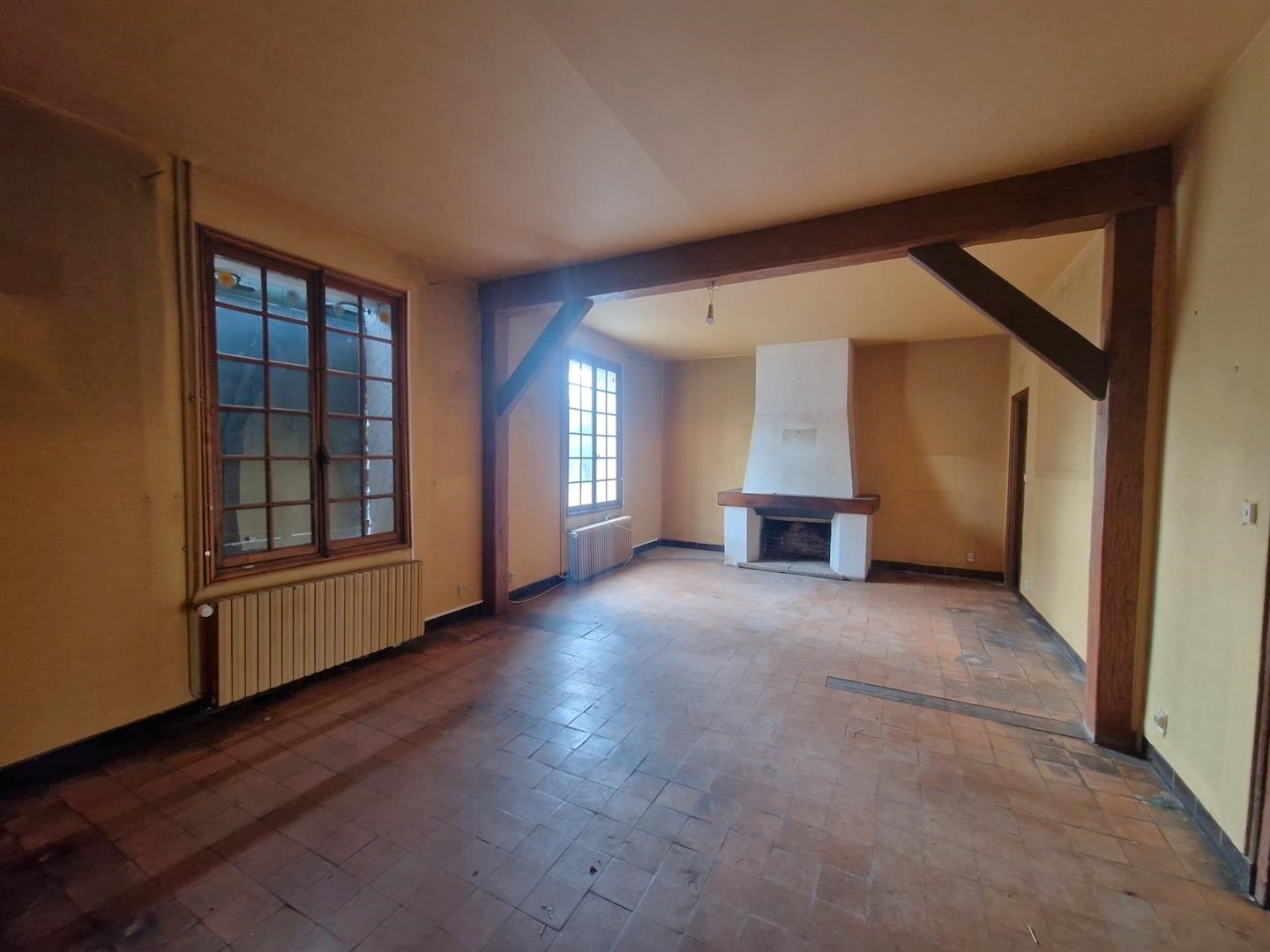 MAISONSAINT LUBIN DES JONCHERETS