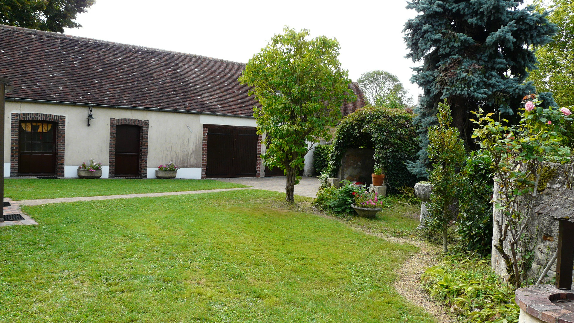 CHARMANTE MAISON ANCIENNE DE PLAIN-PIEDBELHOMERT