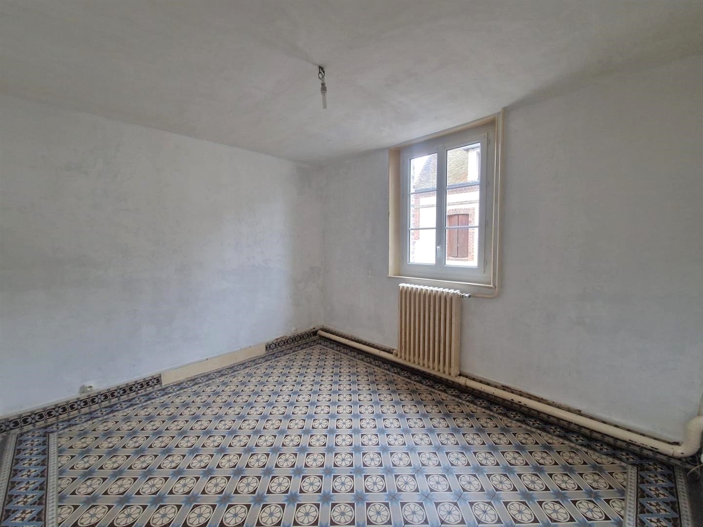 MAISONTILLIERES SUR AVRE