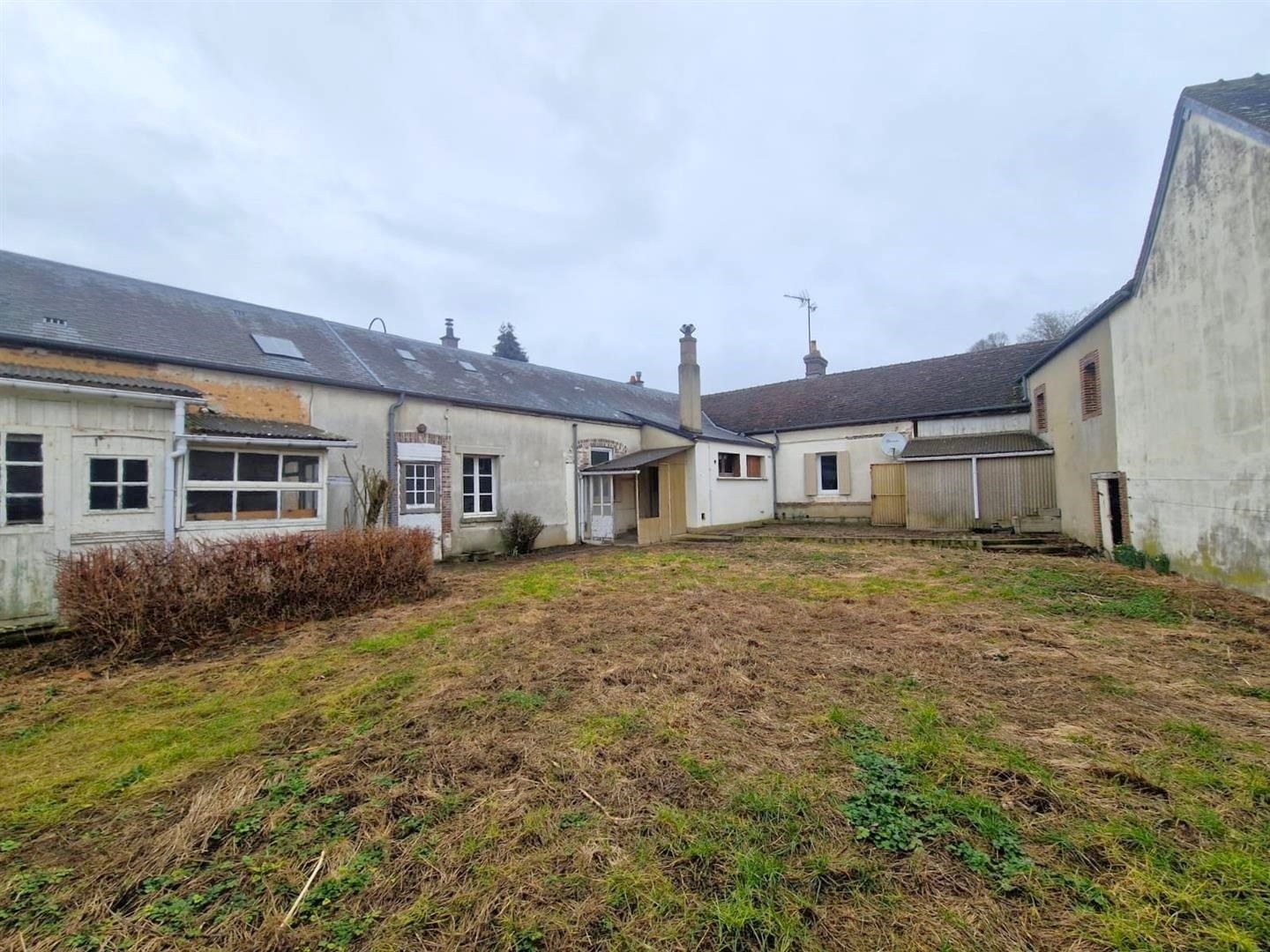MAISONTILLIERES SUR AVRE