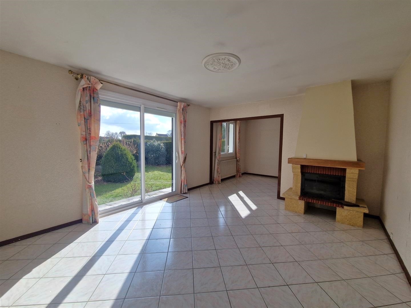 MAISONSAINT- REMY-SUR-AVRE