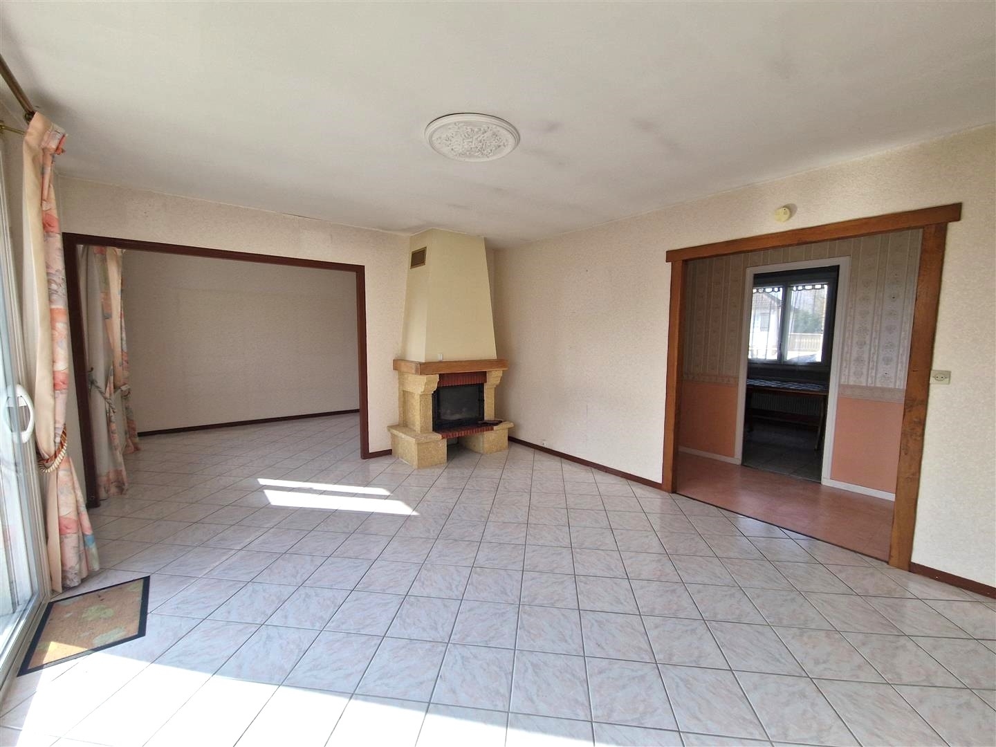 MAISONSAINT- REMY-SUR-AVRE