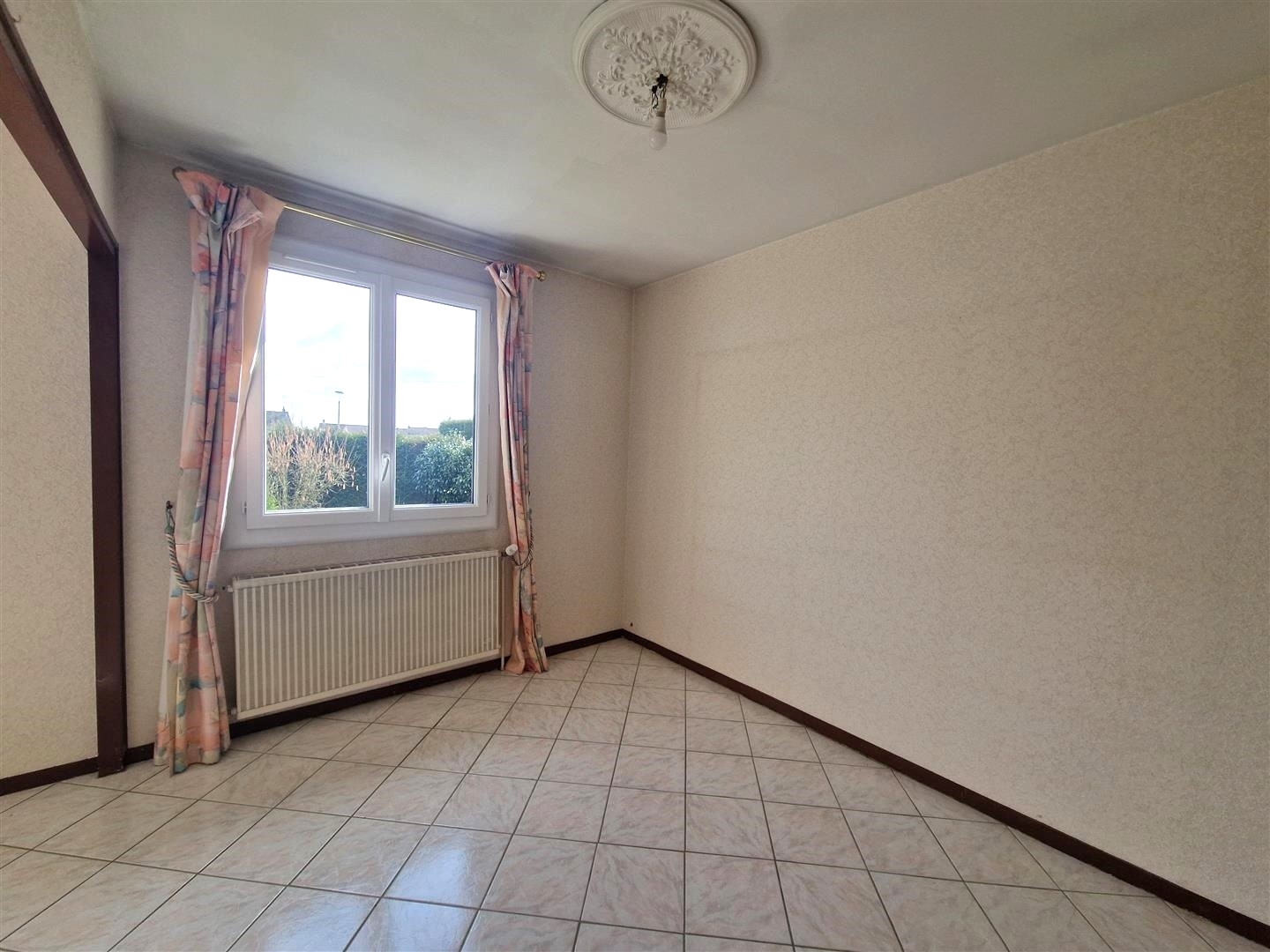 MAISONSAINT- REMY-SUR-AVRE