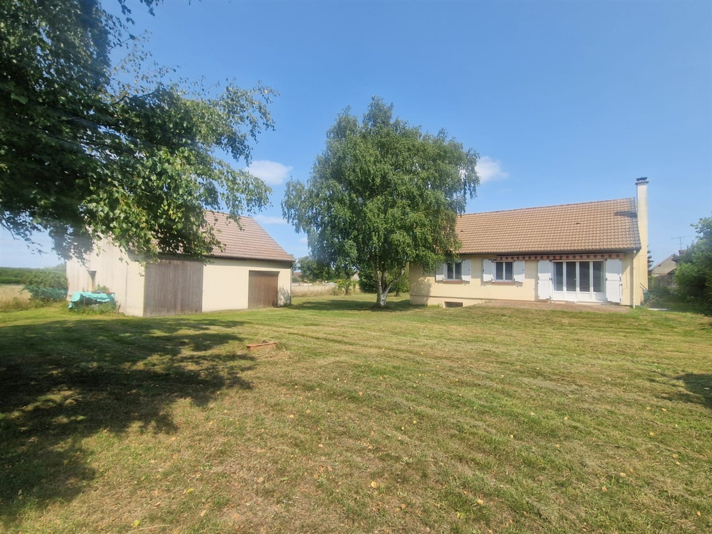 NE MANQUEZ PAS CETTE OPPORTUNITE RARE À PROXIMITÉ DE DREUX (10 min) & DE PARIS (1H) !VERT EN DROUAIS