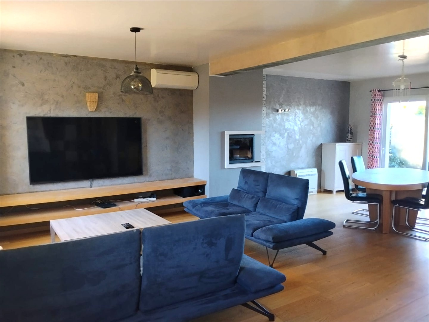 POSEZ VOS VALISES !10\' NONANCOURT