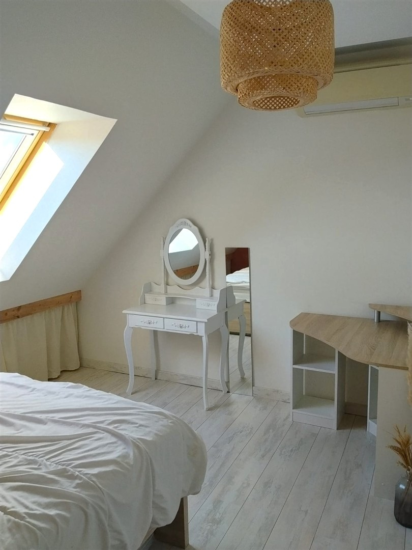 Maison familiale avec piscine et vaste terrain arboré !