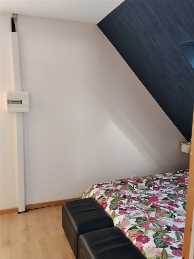 POSEZ VOS VALISES !10\' NONANCOURT