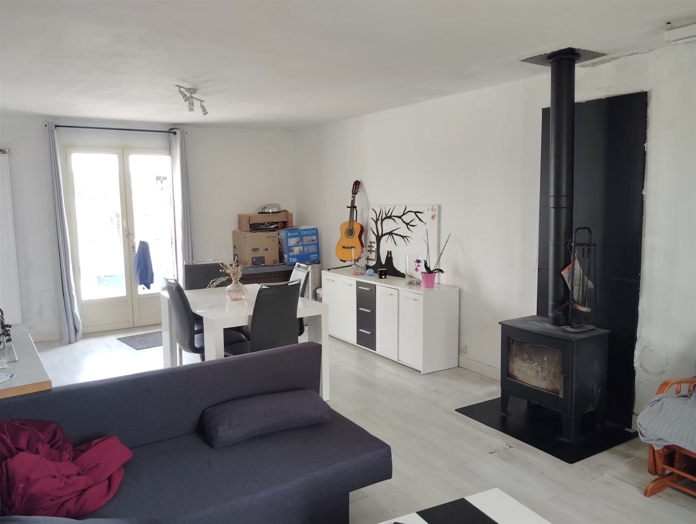 MAISONSAINT LUBIN DES JONCHERETS